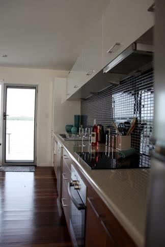 Villa Riviera On River Front Ballina Exterior photo